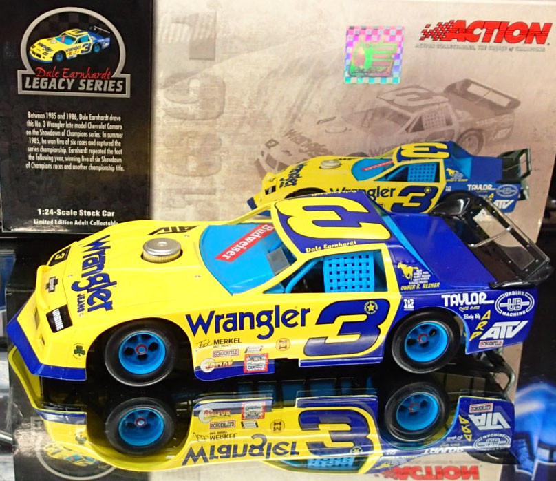DALE EARNHARDT SR 1985 #3 WRANGLER JEANS LATE MODEL CAMARO 1/24 ACTION