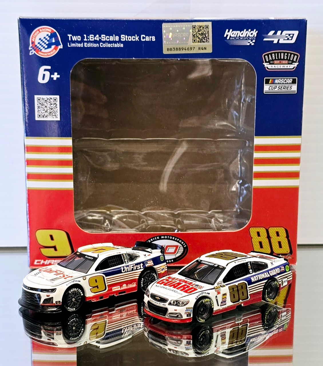 DALE JR & CHASE ELLIOTT 2-CAR SET NATIONAL GUARD & UNIFIRST 1/64