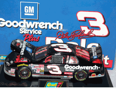 DALE EARNHARDT SR 1999 GOODWRENCH 1⁄24 REVELL DALE EARNHARDT SR 1999 GOODWRENCH 1⁄24 REVELL