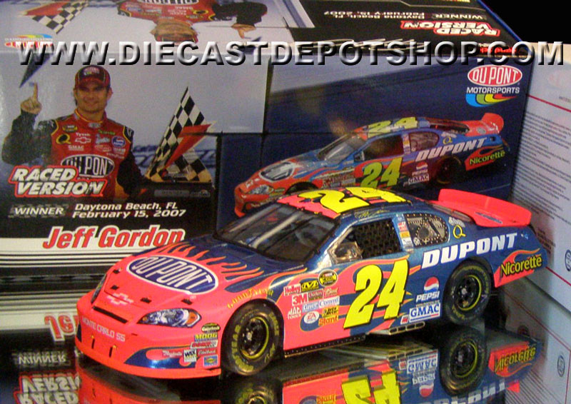 JEFF GORDON 2007 GATORADE TWIN 150'S DUPONT RACED VERSION 1/24