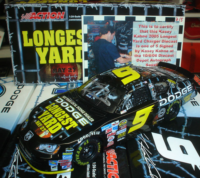 AUTOGRAPHED KASEY KAHNE 2005 LONGEST YARD DODGE CHARGER 1/24