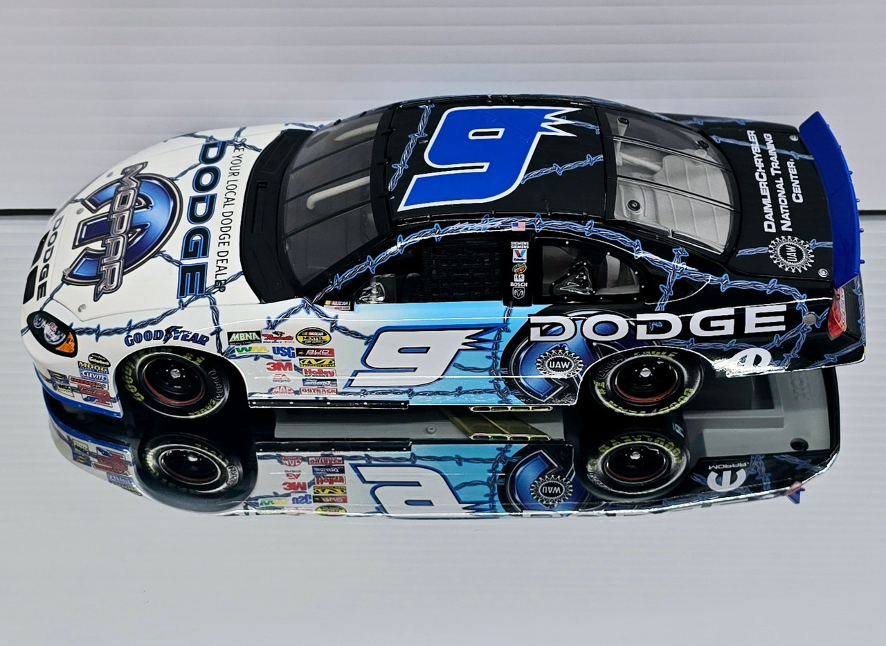 KASEY KAHNE 2004 MOPAR 1/24 ACTION DIECAST