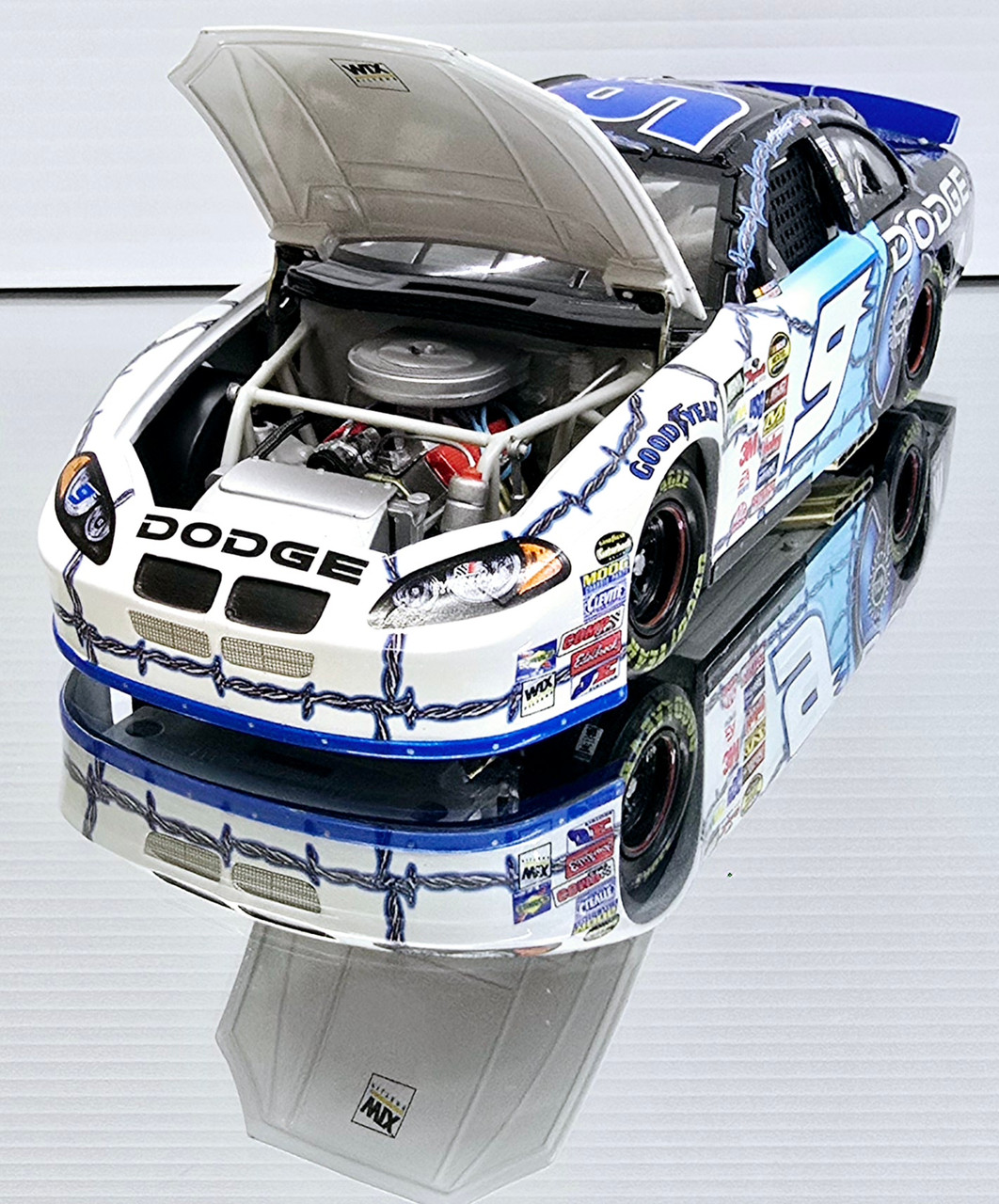 KASEY KAHNE 2004 MOPAR 1/24 ACTION DIECAST