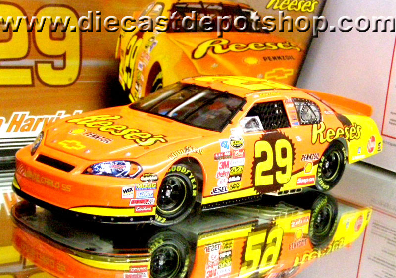 KEVIN HARVICK 2007 REESES 1/24 MOTORSPORTS AUTHENTICS