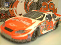 KEVIN HARVICK 2004 REAL TREE 1/24 ACTION