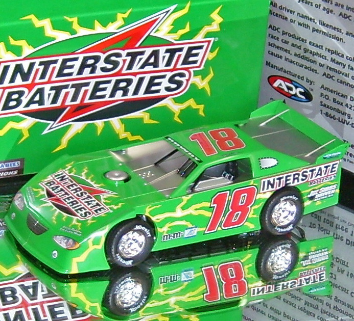 KYLE BUSCH 2008 INTERSTATE BATTERIES DIRT LATE MODEL CAR 1/24 ACTION