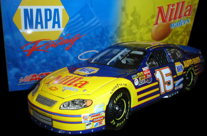 michael-waltrip-2003-nilla-