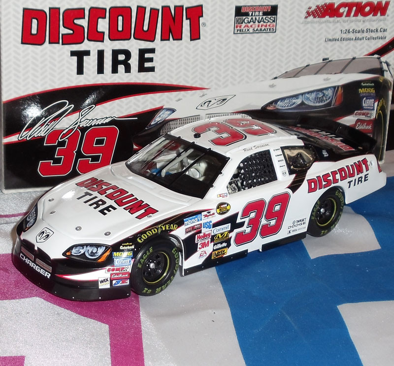REED SORENSON 2005 DISCOUNT TIRE 1/24 RCCA CLUB CAR