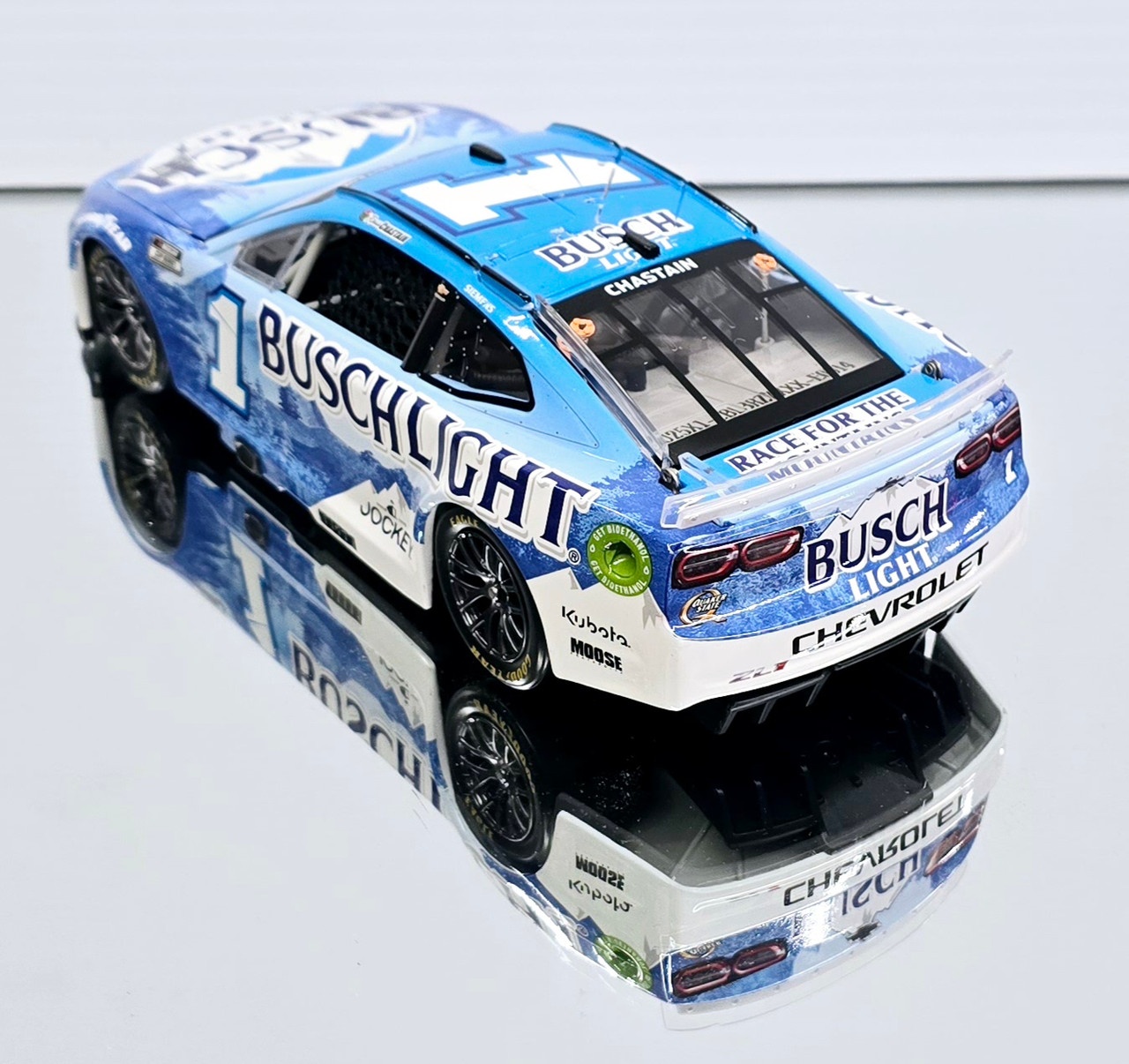ROSS CHASTAIN 2025 BUSCH LIGHT 1/24 ELITE DIECAST