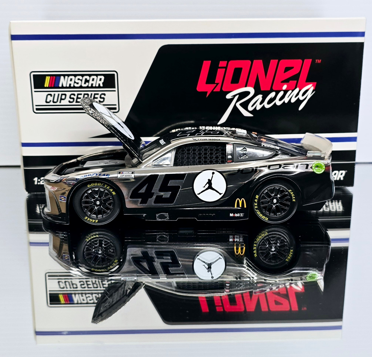 TYLER REDDICK 2024 JORDAN BRAND WHITE COLOR CHROME 1/24 ARC DIECAST