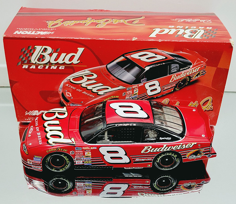 DALE EARNHARDT JR 2001 BUDWEISER #8 CHEVY 1/24 ACTION DIECAST