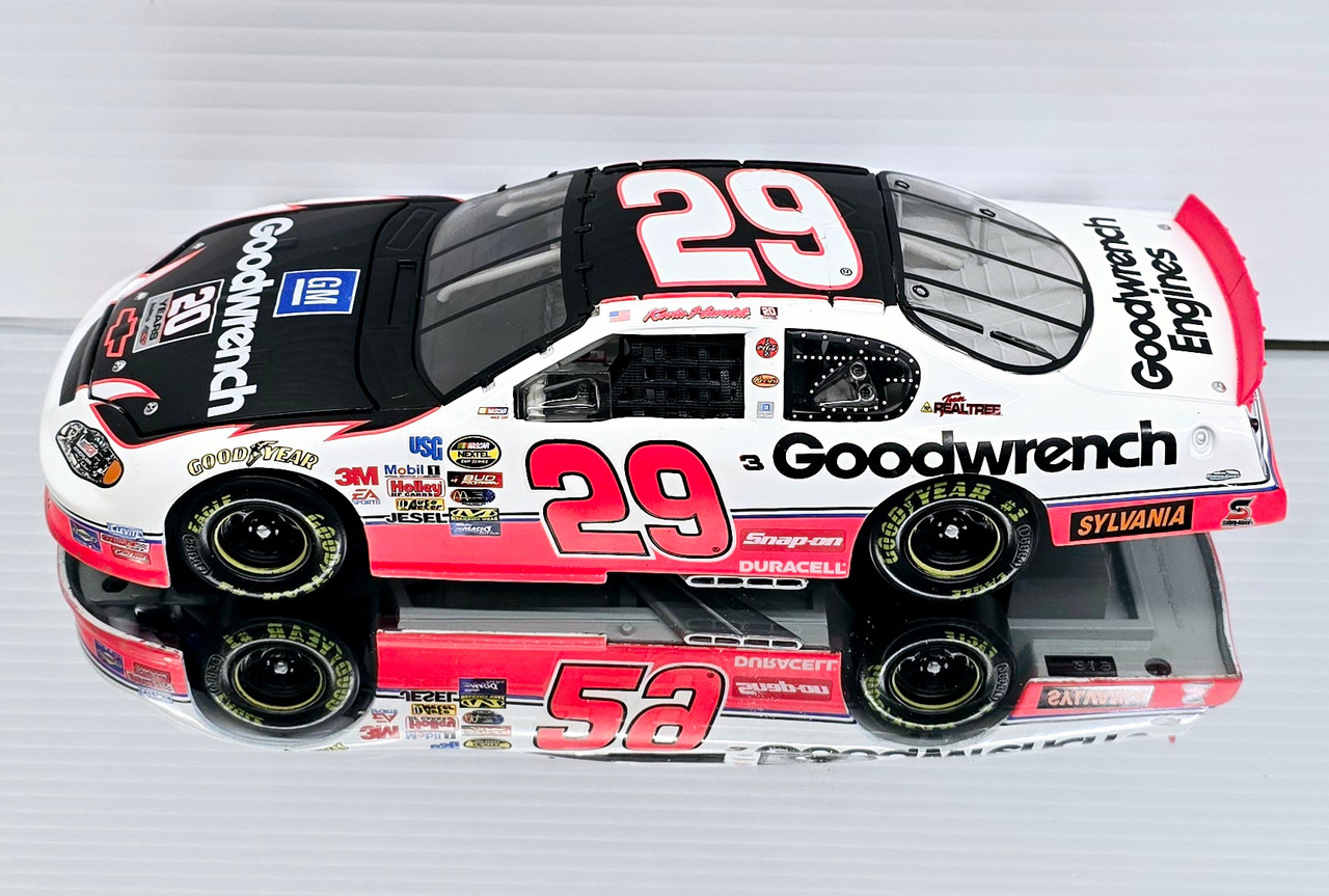 KEVIN HARVICK 2005 ATLANTA SPECIAL 1/24 RCCA CLUB CAR DIECAST