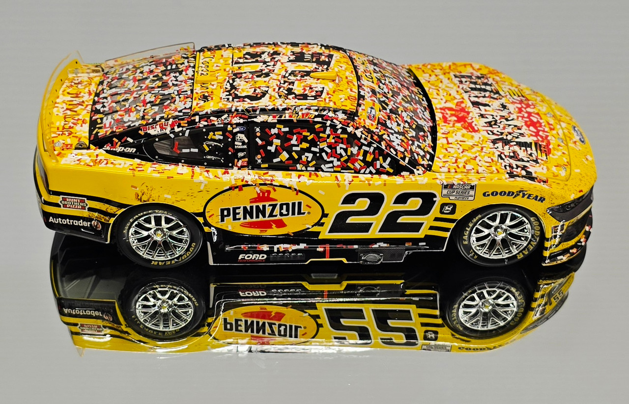 ナスカー 1/24 shell Vegas WIN JOEY LOGANO 2024 LAS VEGAS WIN RACED VERSION PENNZOIL 1/24