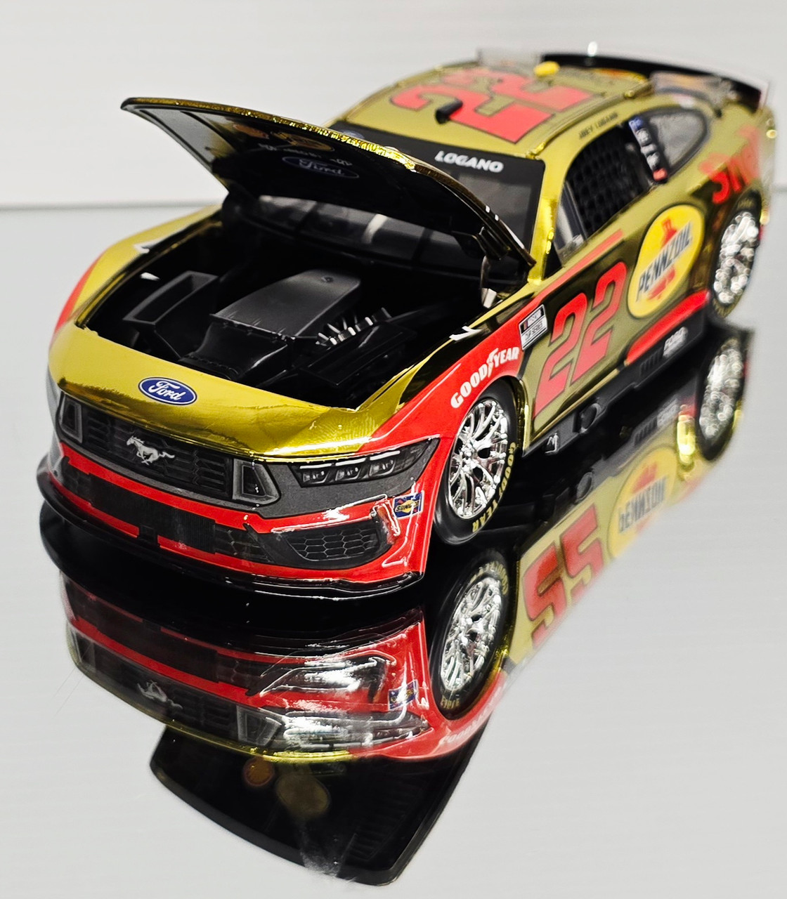JOEY LOGANO 2025 SHELL PENNZOIL COLOR CHROME 1/24 ARC DIECAST