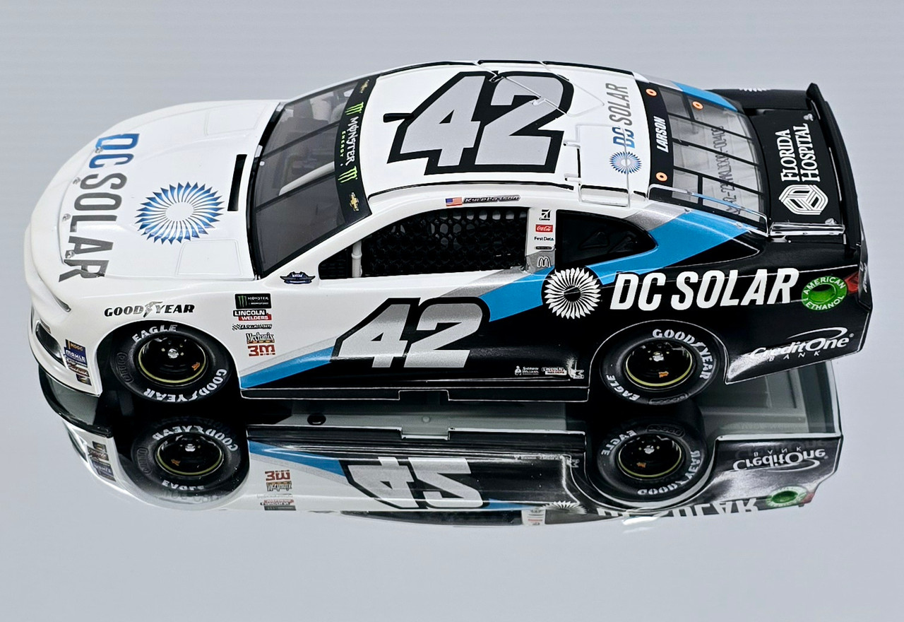 AUTOGRAPHED KYLE LARSON 2018 DARLINGTON DC SOLAR RETRO (DAVEY