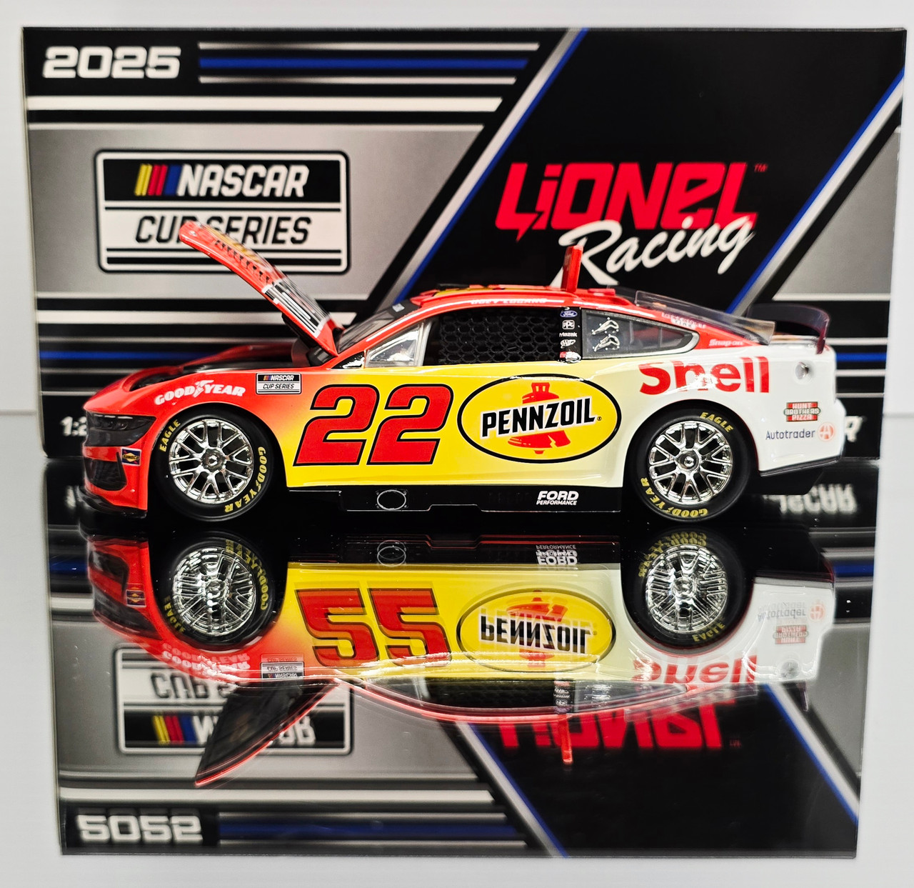 JOEY LOGANO 2025 SHELL DAYTONA 1/24 ARC DIECAST