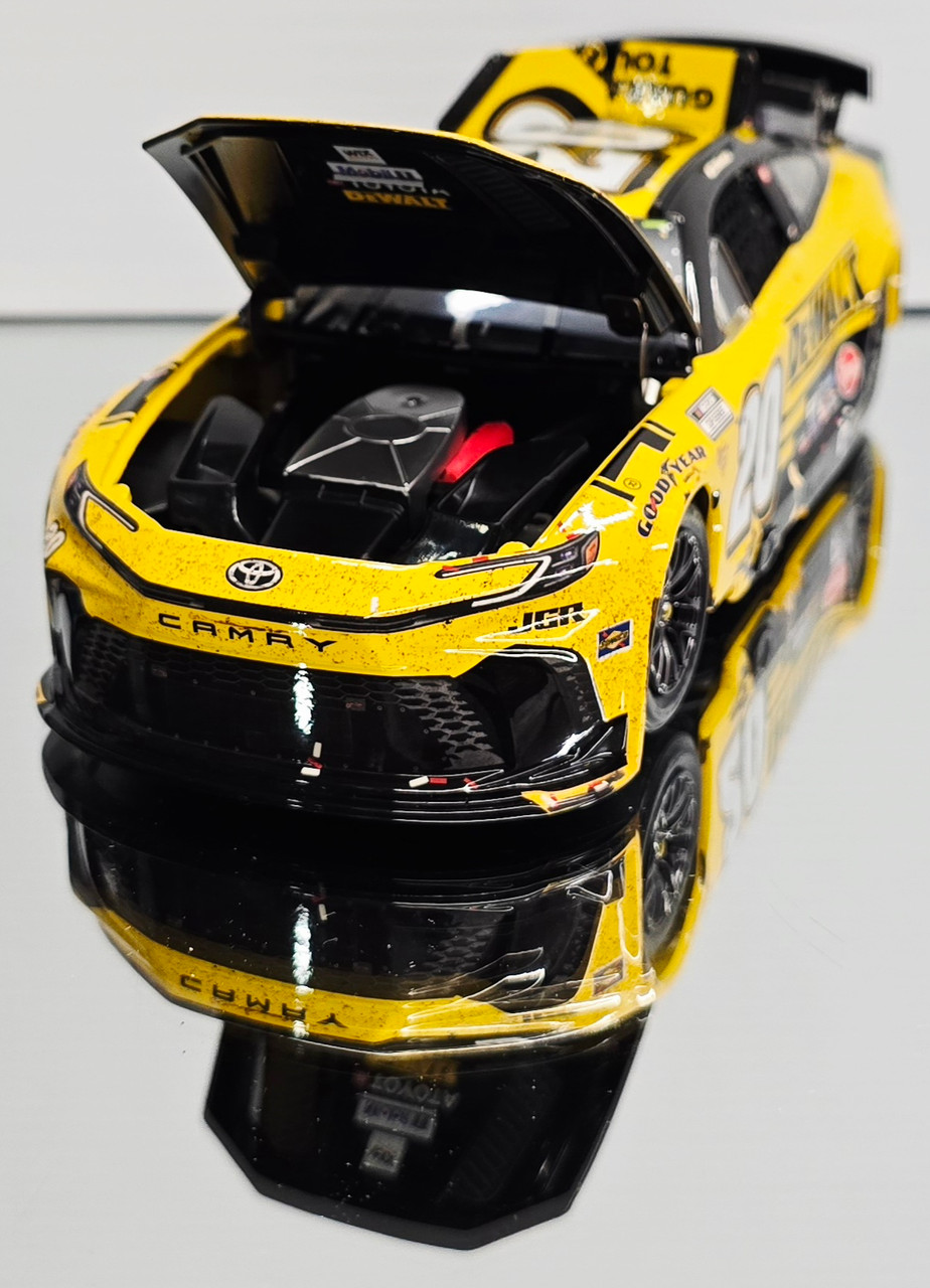 CHRISTOPHER BELL 2025 ATLANTA RACED VERSION DEWALT 1/24 ELITE DIECAST