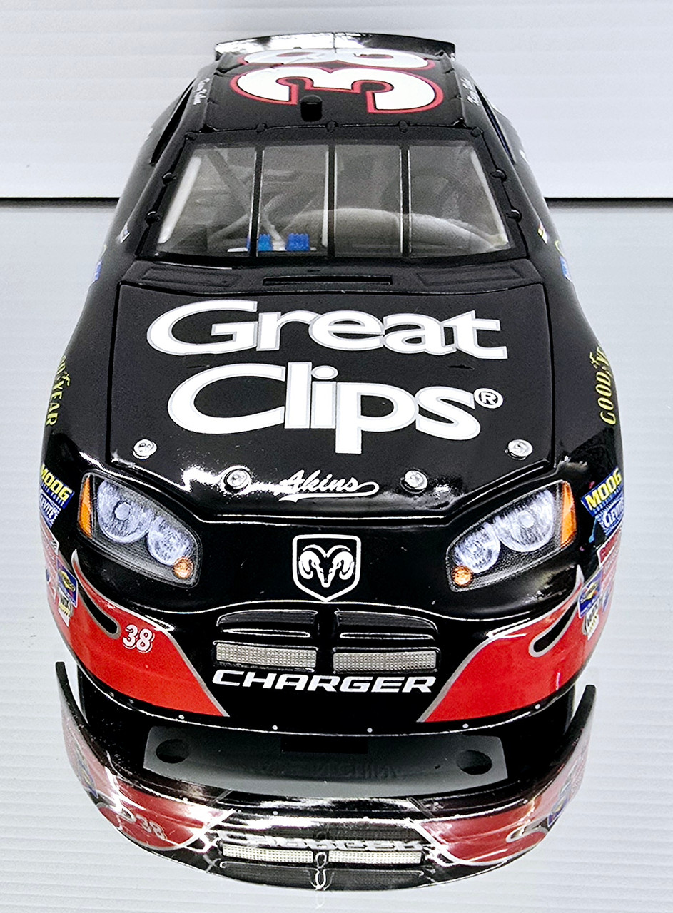 KASEY KAHNE 2005 GREAT CLIPS 1/24 RCCA CLUB CAR DIECAST