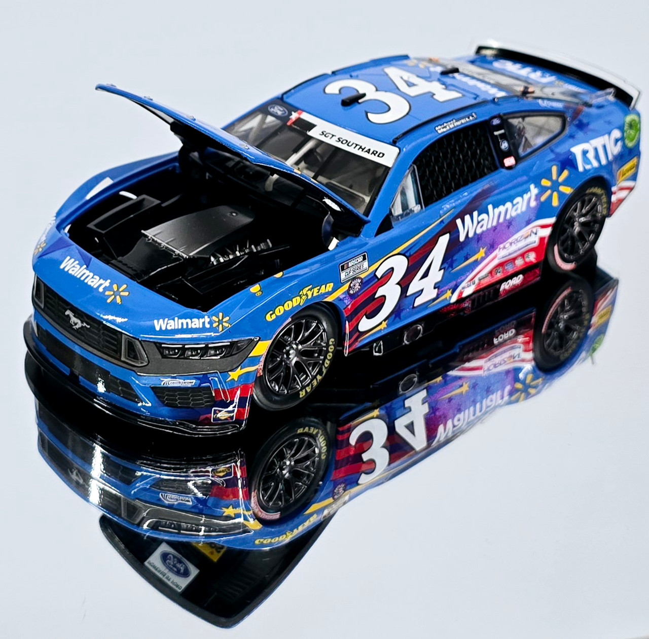 マテルカーズ　Walmart限定 MICHAEL MCDOWELL 2024 WALMART TIC COOLERS SALUTES 1/24 ARC DIECAST