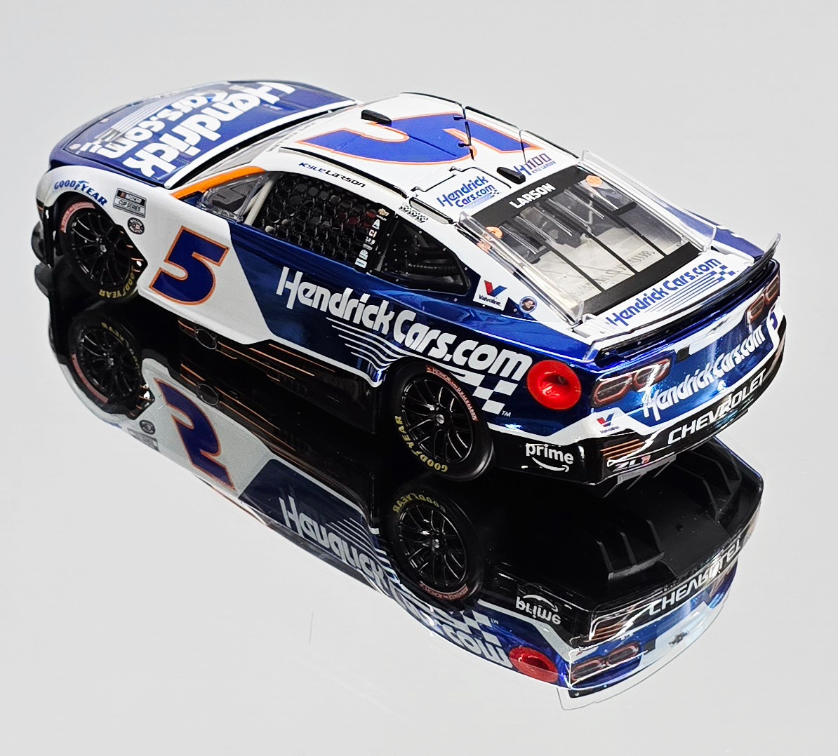 KYLE LARSON 2025 H1100 HENDRICKCARS.COM COLOR CHROME 1/24 ARC DIECAST