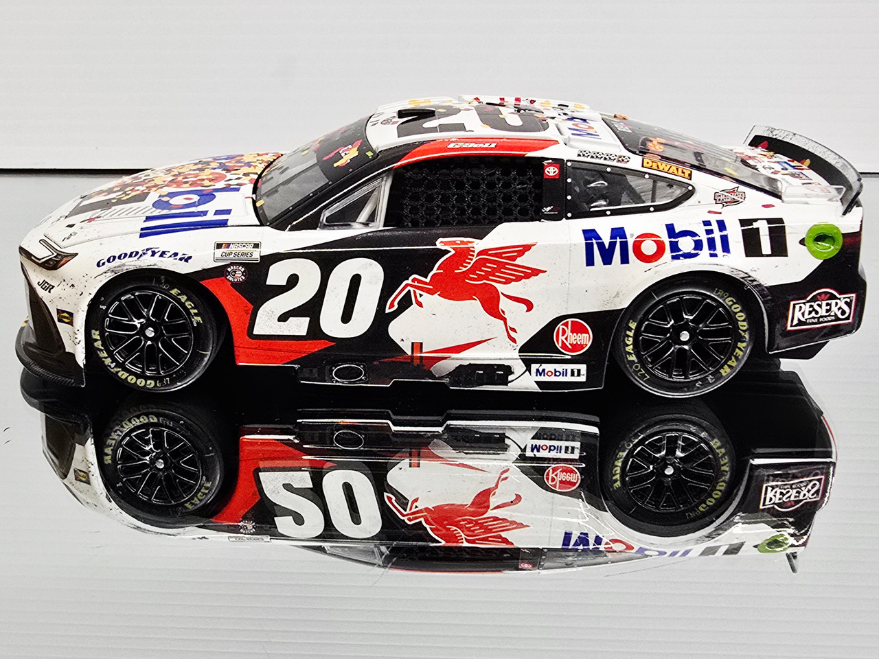 CHRISTOPHER BELL 2025 ALLSTAR WIN RACED VERSION MOBIL ONE 1/24 ARC