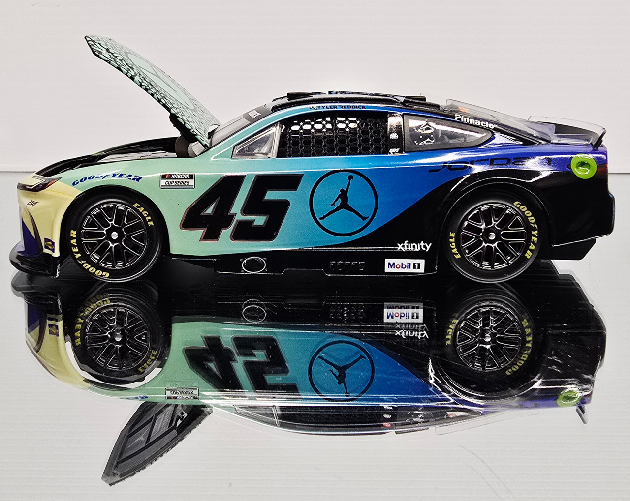 TYLER REDDICK 2025 JORDAN BRAND JUMPMAN 1/24 ARC DIECAST