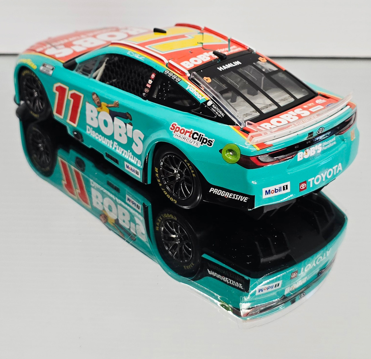 DENNY HAMLIN 2025 BOB'S DISCOUNT FURNITURE 1/24 ARC DIECAST