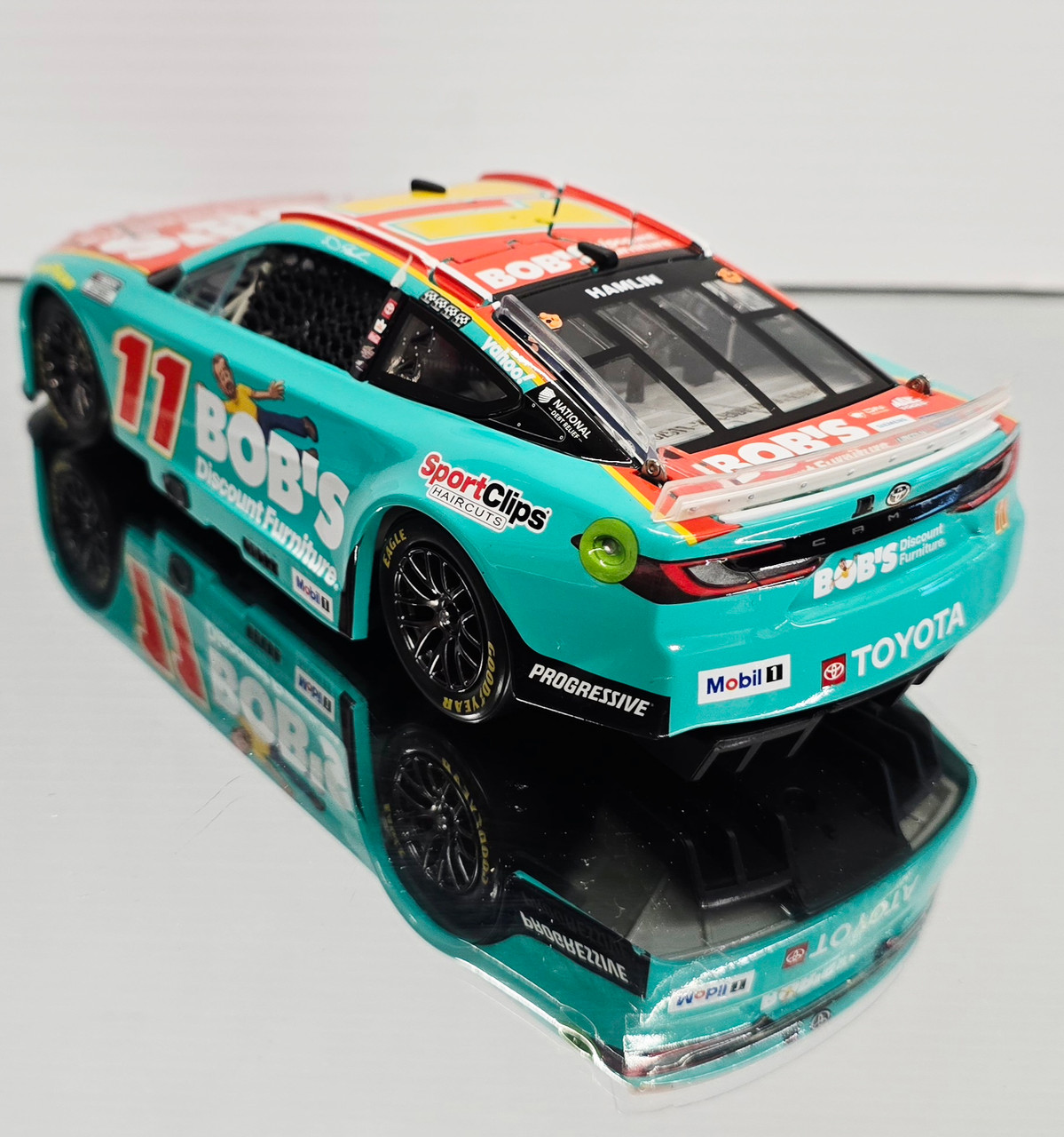 DENNY HAMLIN 2025 BOB'S DISCOUNT FURNITURE 1/24 ELITE DIECAST