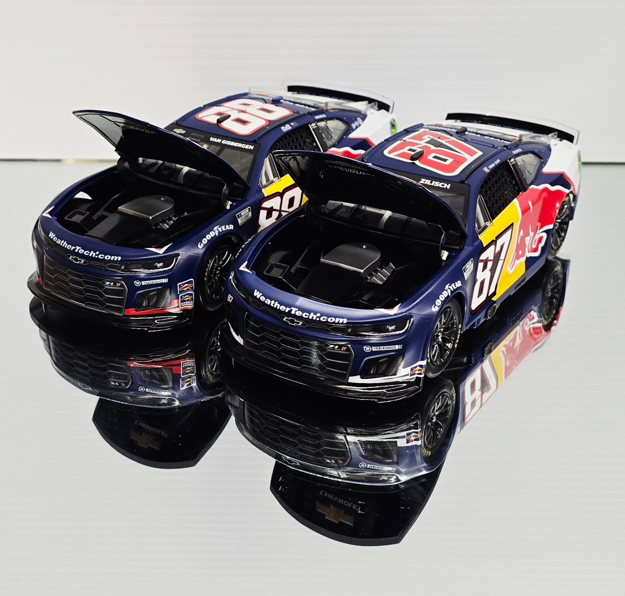 CONNOR ZILISCH 2025 RED BULL 1/24 ARC DIECAST