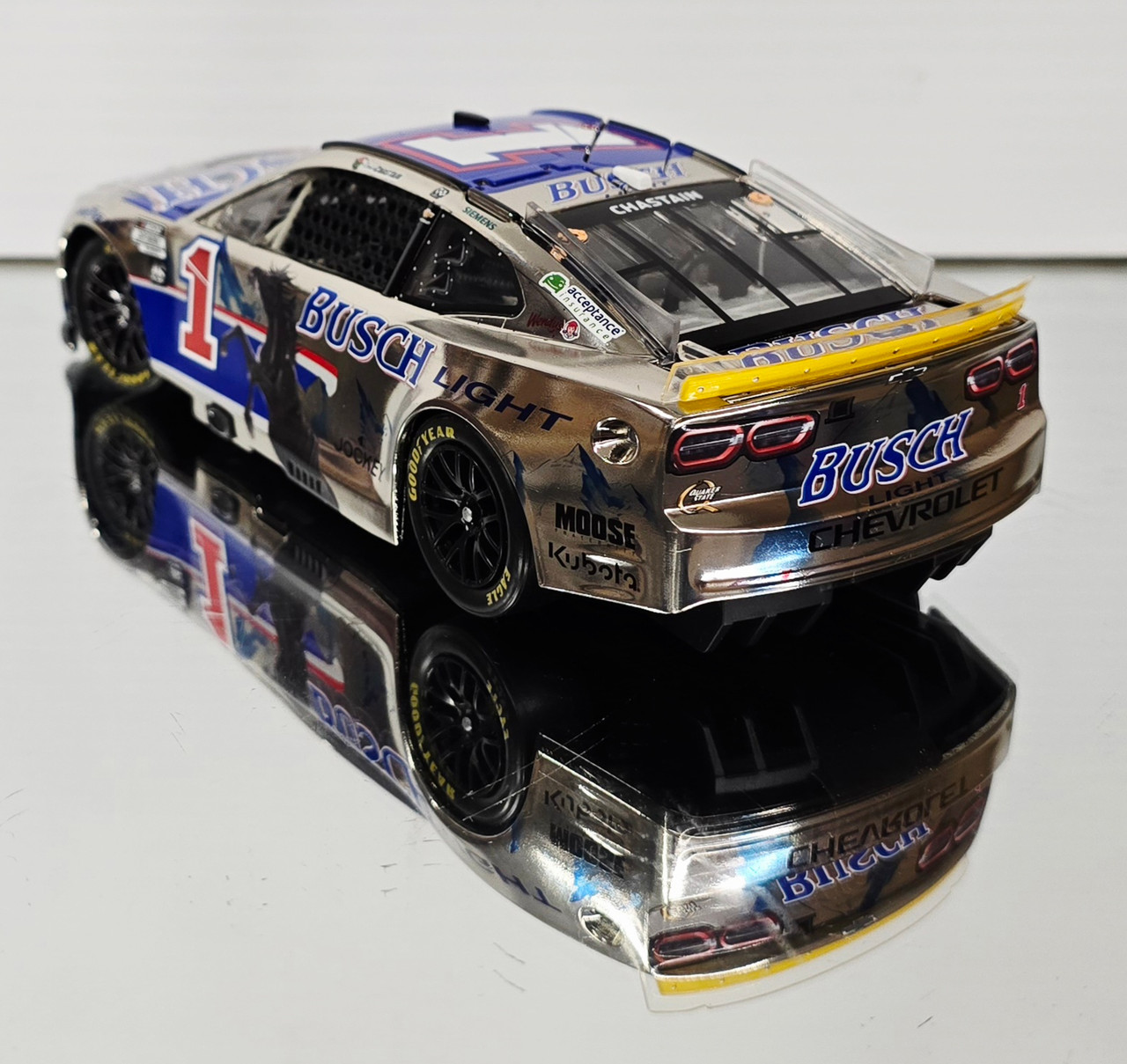 ROSS CHASTAIN 2025 BUSCH LIGHT RETRO *COLOR CHROME* 1/24 ARC DIECAST