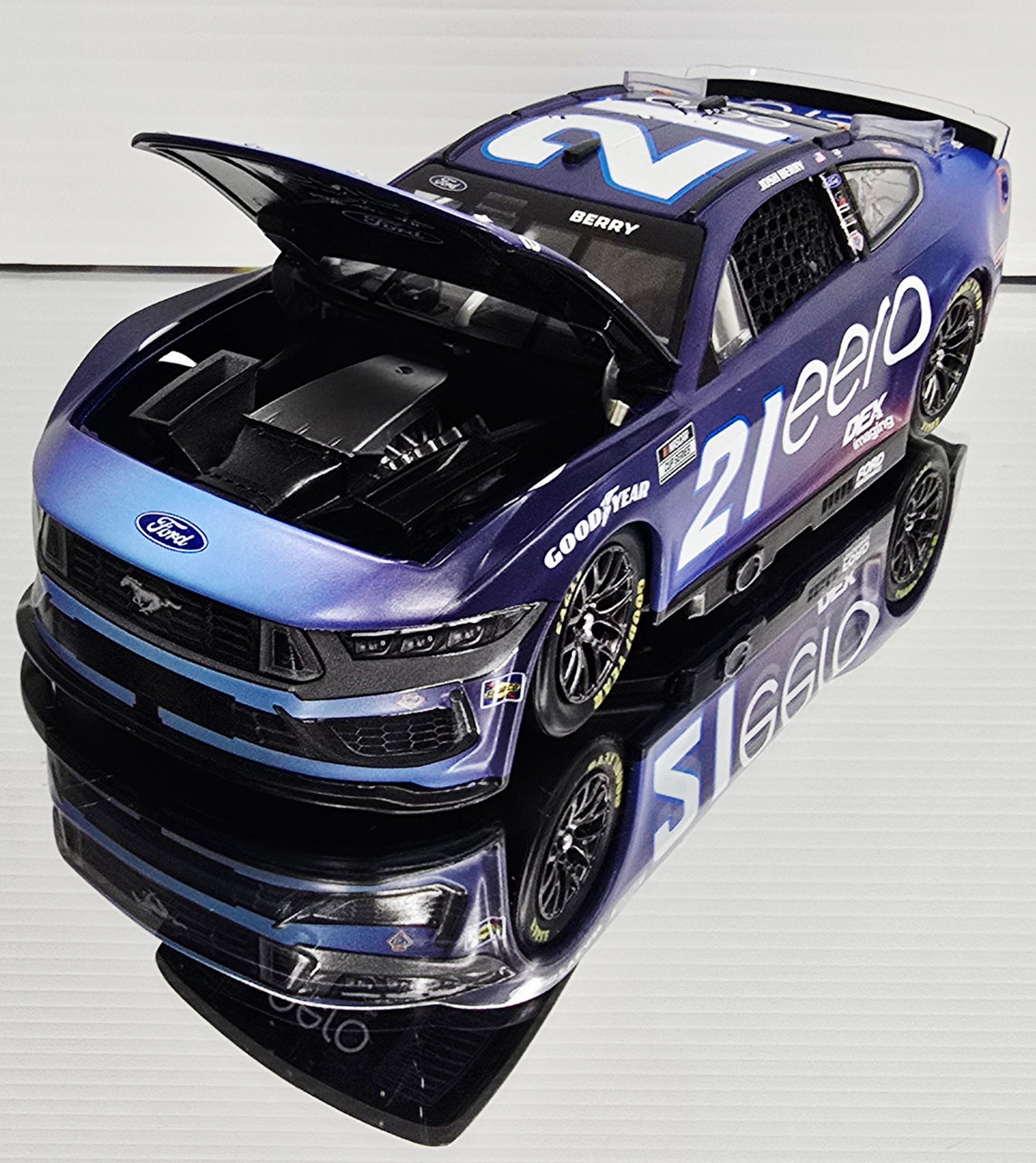 JOSH BERRY 2025 EERO 1/24 ARC DIECAST