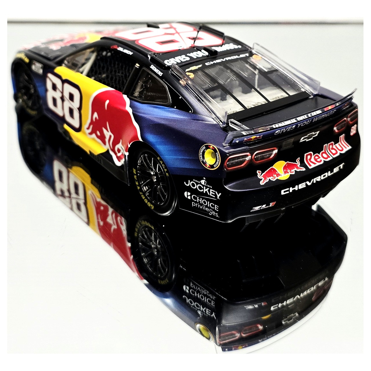 CONNOR ZILISCH 2026 RED BULL *COLOR CHROME* 1/24 ARC DIECAST