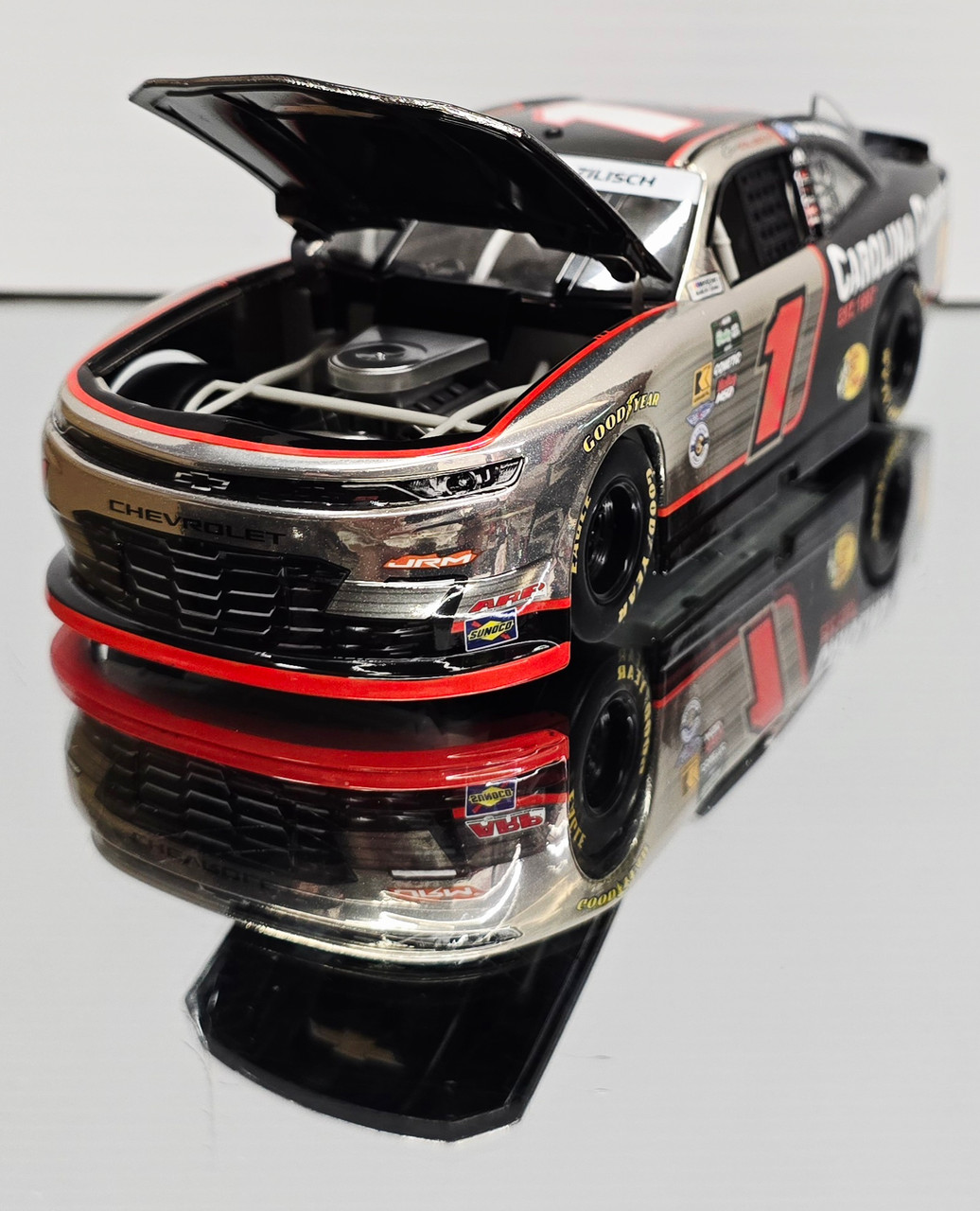 AUTOGRAPHED CONOR ZILISCH 2025 BLUE'S HOG 1/24 ARC DIECAST