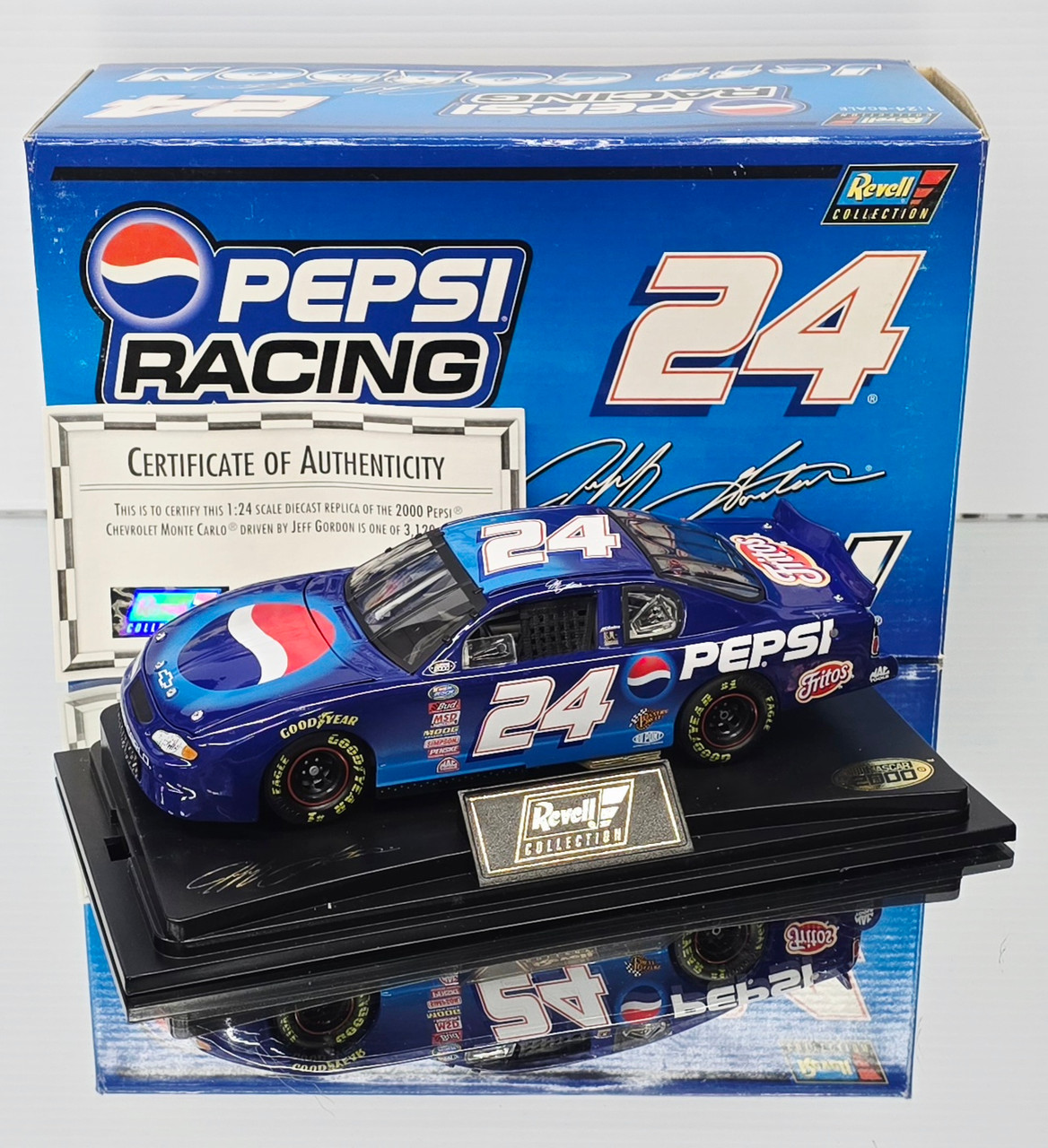 JEFF GORDON 2000 PEPSI 1/24 REVELL DIECAST