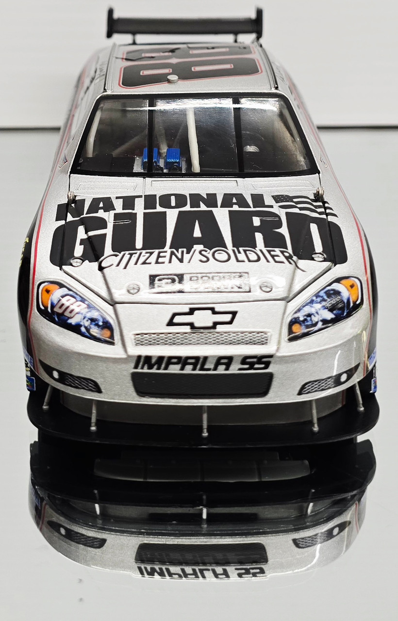 DALE EARNHARDT JR 2008 CITIZEN SOLDIER 3 DOORS DOWN 1/24 ACTION
