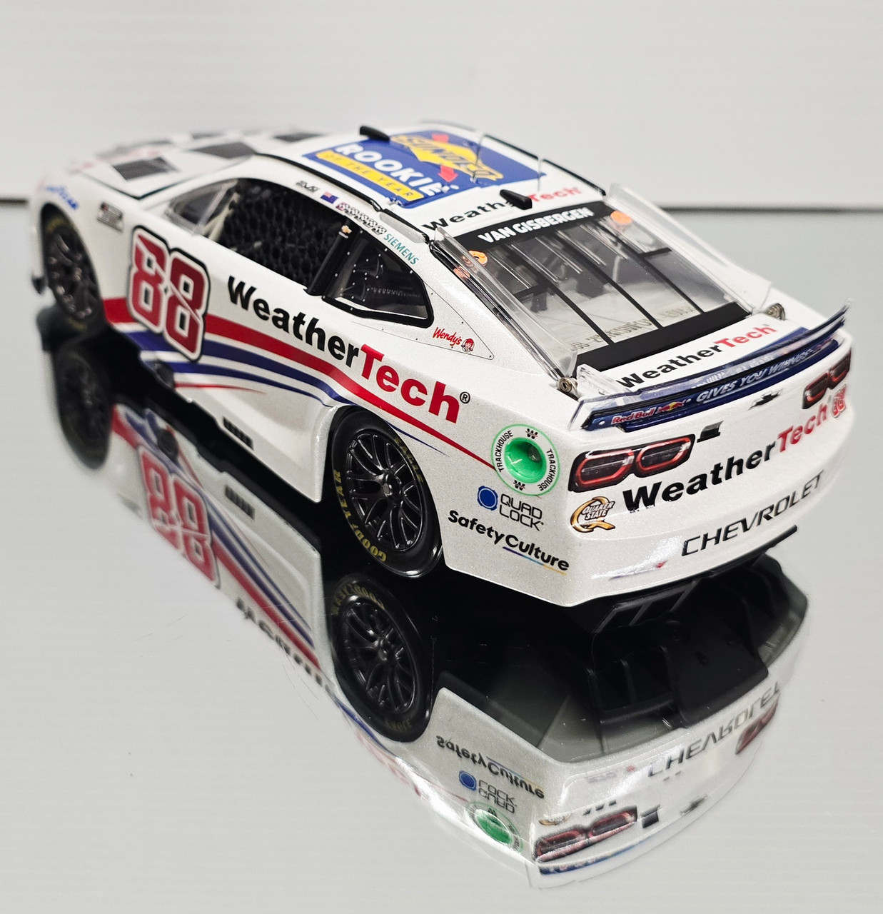 SHANE VAN GISBERGEN 2025 ROOKIE OF THE YEAR *GALAXY COLOR* 1/24