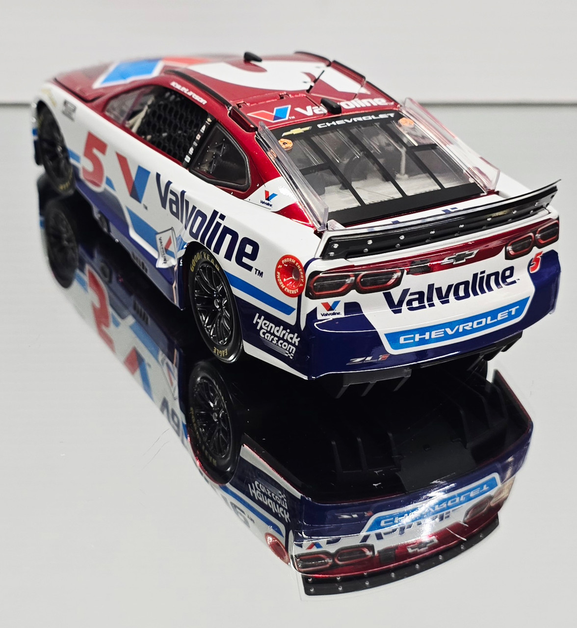 KYLE LARSON 2026 VALVOLINE *COLOR CHROME* 1/24 ARC DIECAST