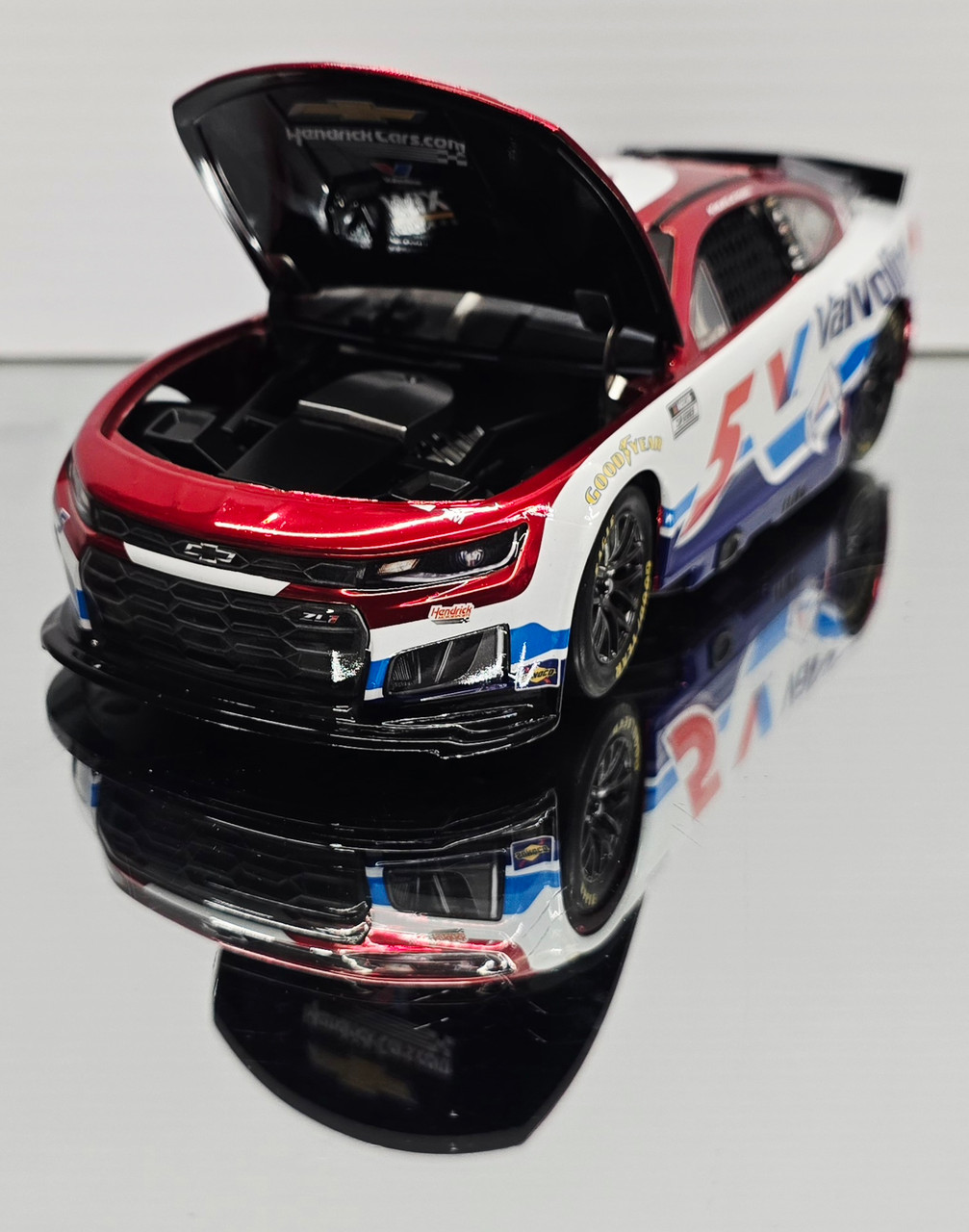 KYLE LARSON 2026 VALVOLINE *COLOR CHROME* 1/24 ARC DIECAST