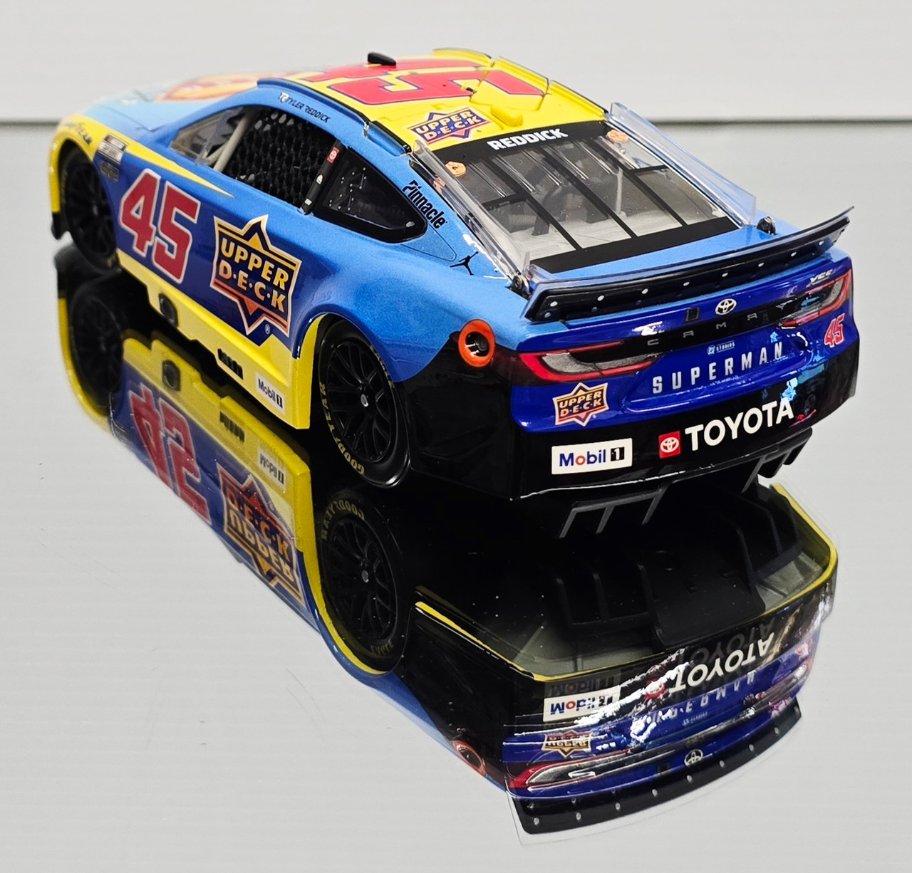 TYLER REDDICK 2025 UPPER DECK/ SUPERMAN 1/24 ELITE DIECAST