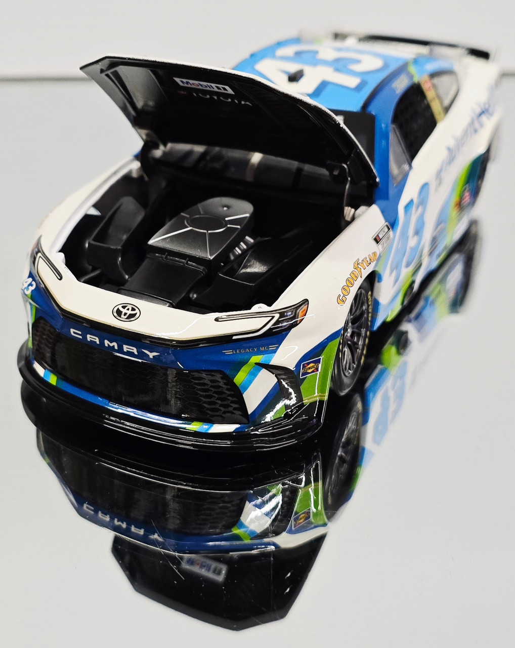 ERIK JONES 2026 ADVENT HEALTH 1/24 ARC DIECAST