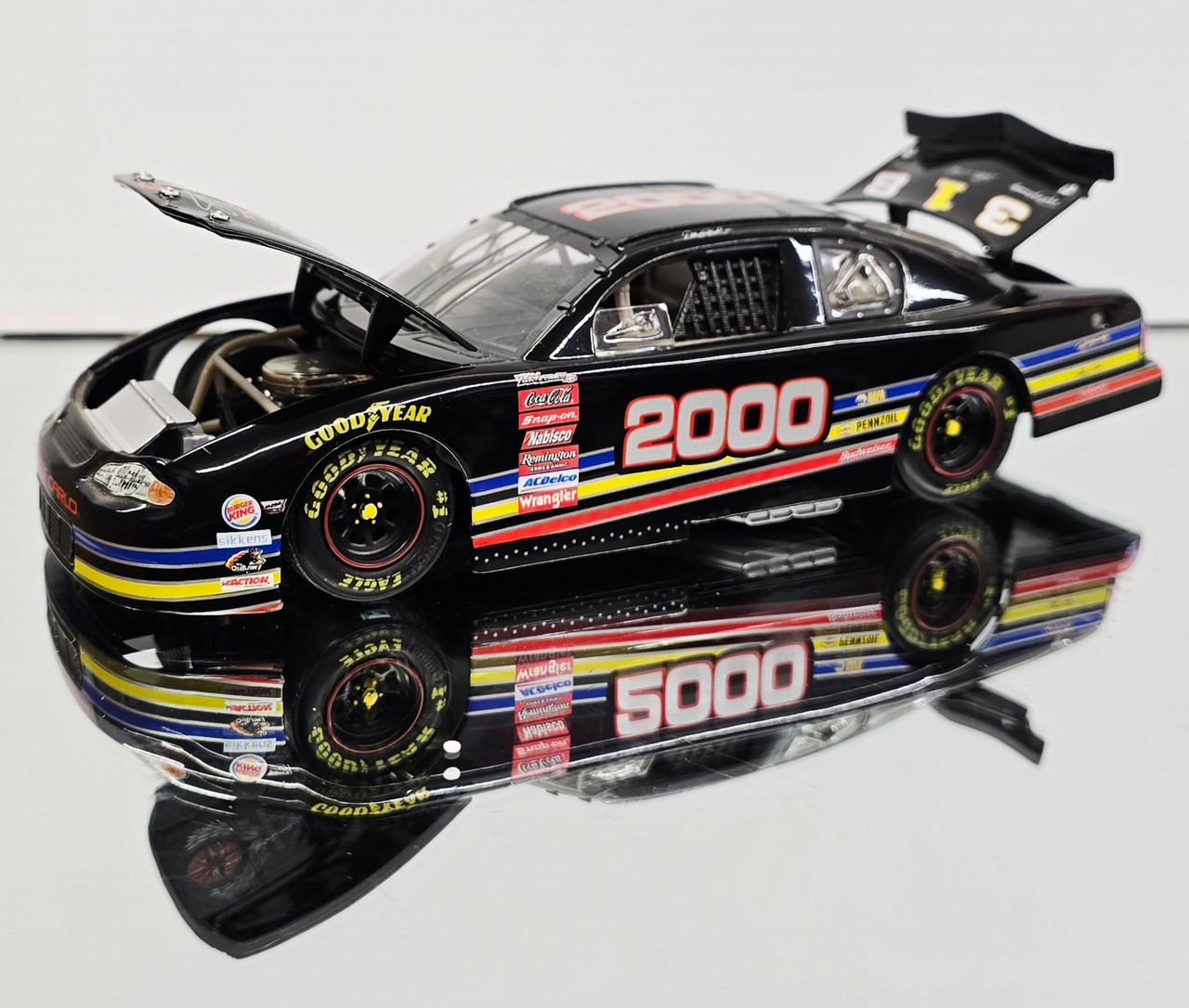 DALE EARNHARDT SR 2001 GOODWRENCH GOLD 1/24 ACTION RACE FANS ONLY