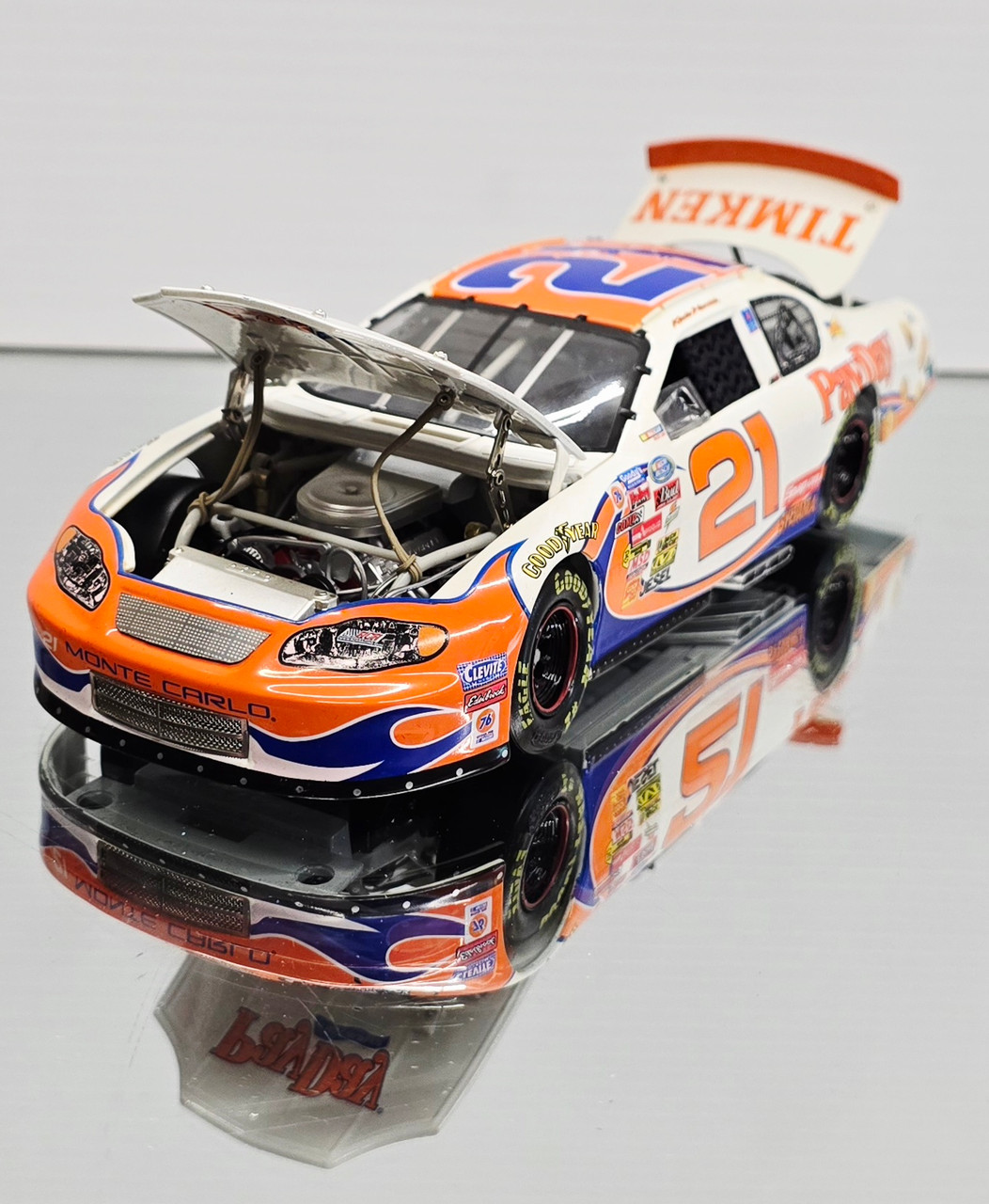 KEVIN HARVICK 2003 PAYDAY 1/24 RCCA ELITE DIECAST