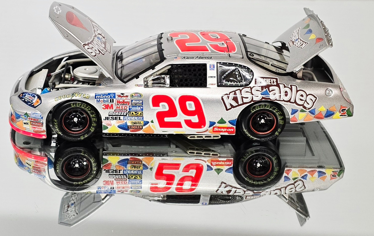KEVIN HARVICK 2006 HERSHEY'S KISSABLES 1/24 ACTION DIECAST