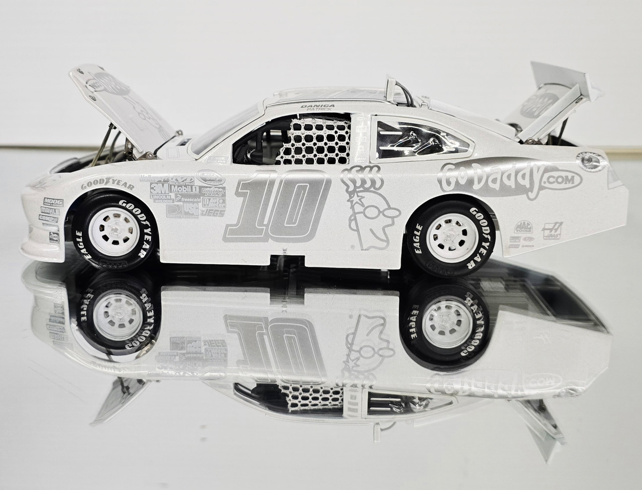 JEFF GORDON 2013 IMRON ELITE COLOR CHROME 1/24 ACTION