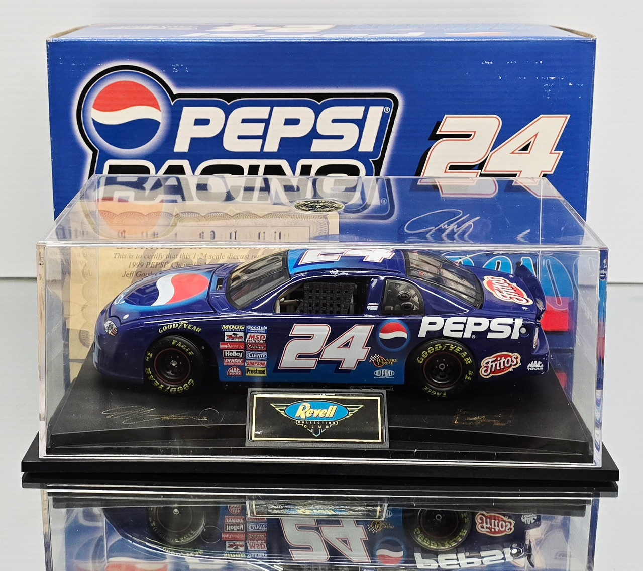 JEFF GORDON 1998 PEPSI 1/24 REVELL DIECAST