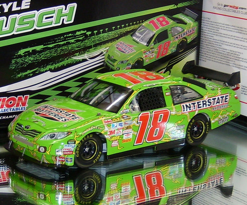 KYLE BUSCH 2011 INTERSTATE BATTERIES 1/24 ACTION