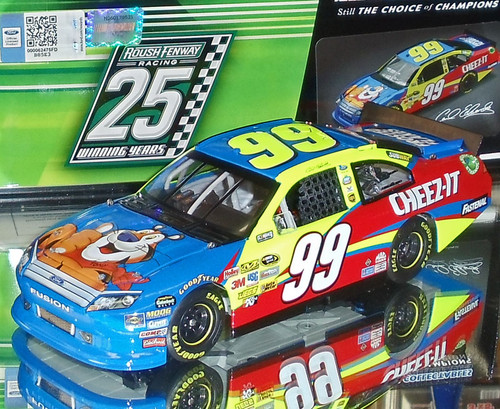 CARL EDWARDS 2013 KELLOGGS 1/24 ACTION