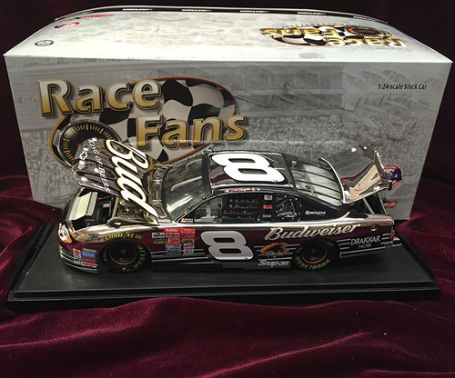 ブリティッシュコレクターズベア2003 DALE EARNHARDT JR 2003 STAIND/BUDWEISER PLATINUM 1/24 ACTION