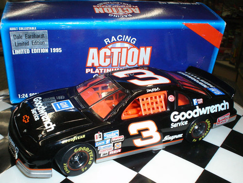 ミニカー　NASCAR Earnhardt Racing Family ミニカー NASCAR Earnhardt Racing Family The Legendary