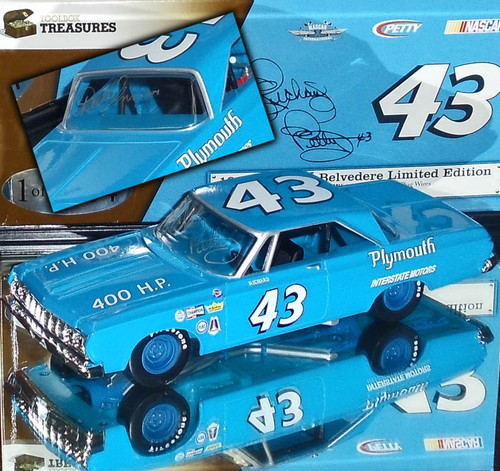 AUTOGRAPHED* RICHARD PETTY 1964 BELVEDERE 1/24 RC2